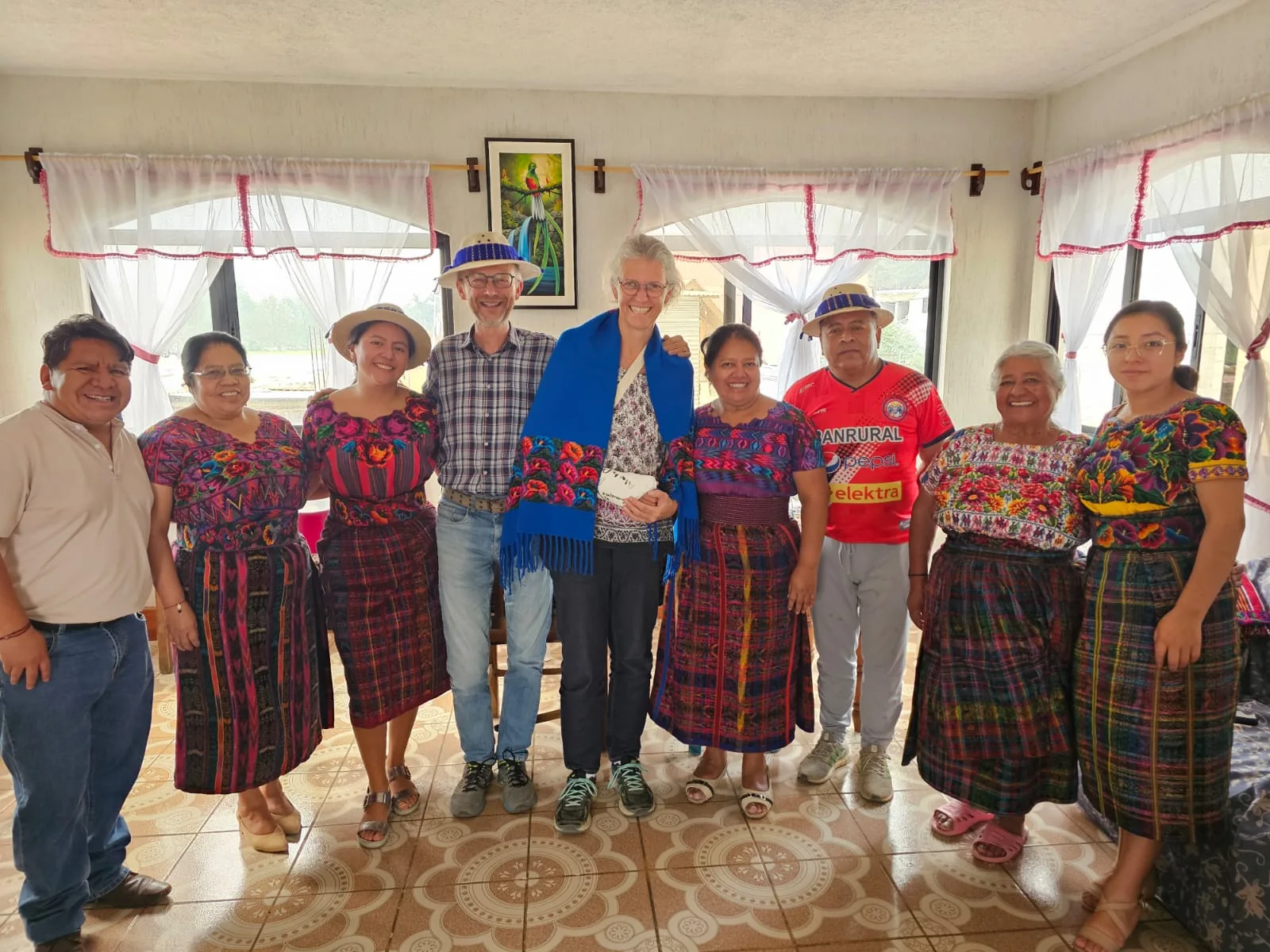 Integrantes de AKIC y amistades de Alemania reunidos durante un intercambio